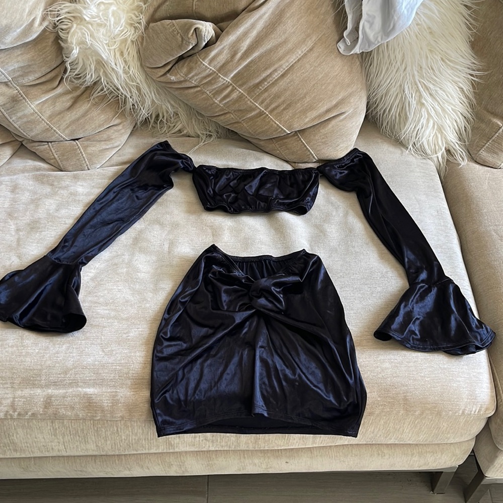 Two Piece Set